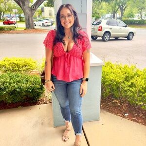 Meet your Posher, Courtney